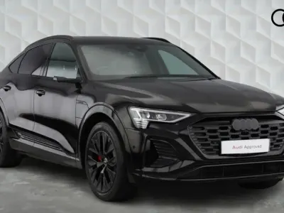 Usado Audi Q8 e-tron Advanced 300 kW (408 HP) 2023 Preto SUV