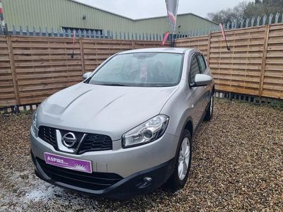 Begagnad Nissan Qashqai Acenta 110 HK (80 kW) 2013 Silver SUV