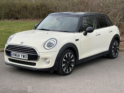 Used Mini Cooper Hatch 136 HP (100 kW) 2018 White Hatchback