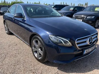 Begagnad Mercedes E220