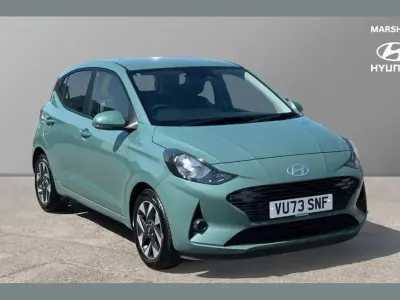 Used Hyundai i10 Advanced 67 HP (49 kW) 2024 Green Hatchback