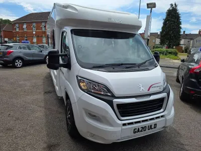 Used Peugeot Boxer S 140 HP (102 kW) 2020 White Van