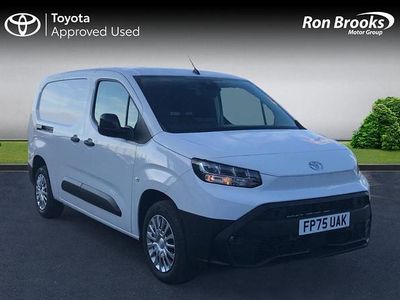 New Toyota Proace 120 HP (88 kW) 2025 White MPV
