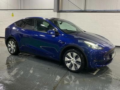 Blue Used 2022 Tesla Model Y Long Range AWD SUV | £22,498 (Fair price)