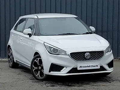 Used MG MG3 Exclusive 106 HP (77 kW) 2024 White Hatchback