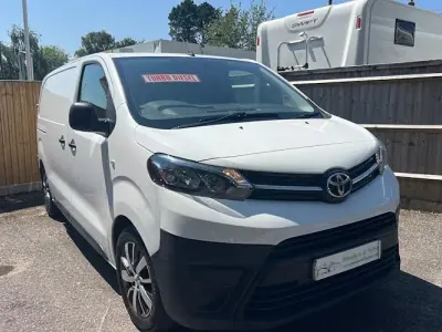 Used Toyota Proace 120 HP (88 kW) 2024 MPV