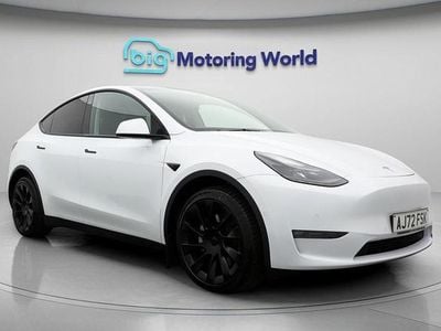 Used Tesla Model Y Long Range AWD 378 kW (514 HP) 2022 White SUV