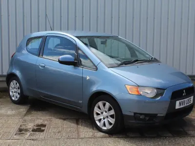 Used Mitsubishi Colt 95 HP (69 kW) 2011 Blue Hatchback