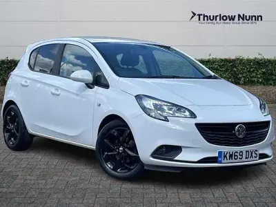 Used Vauxhall Corsa 75 HP (55 kW) 2019 Summit white Hatchback