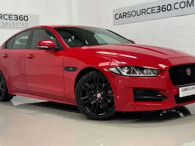 Used Jaguar XE Ingenium 200 HP (147 kW) 2018 Red Sedan