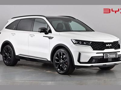 Used Kia Sorento 201 HP (147 kW) 2023 White pearl SUV