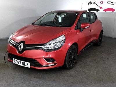 Used Renault Clio IV Dynamique 89 HP (65 kW) 2017 Red Hatchback