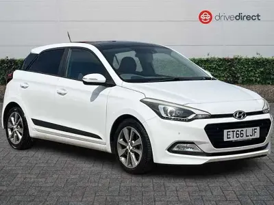 Used Hyundai i20 Premium SE 120 HP (88 kW) 2017 White Hatchback