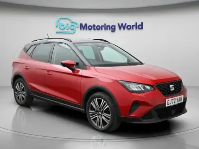 Begagnad Seat Arona SE 95 HK (69 kW) 2023 Röd SUV