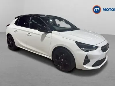 Używany Vauxhall Corsa GS Line 101 KM (74 kW) 2022 Biały Hatchback