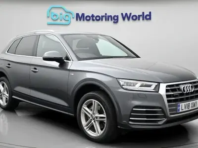 Używany Audi Q5 S-Line 252 KM (185 kW) 2018 Szary SUV
