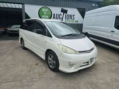 Begagnad Toyota Estima 2016 Vit