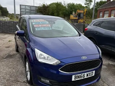 Used Ford Grand C-Max Zetec 120 HP (88 kW) 2016 Blue MPV