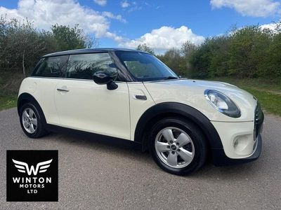 Begagnad Mini Cooper Hatch 2014 Vit Halvkombi