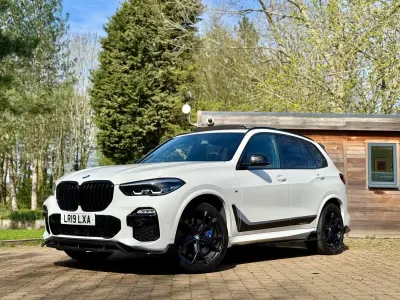 Używany BMW X5 M Sport 340 KM (250 kW) 2019 Biały SUV