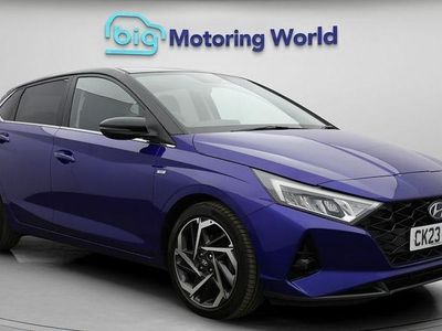 Używany Hyundai i20 Ultimate 101 KM (74 kW) 2023 Niebieski Hatchback