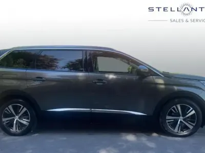 Second-hand Peugeot 5008 Allure 175 CP (128 kW) 2018 Gri SUV