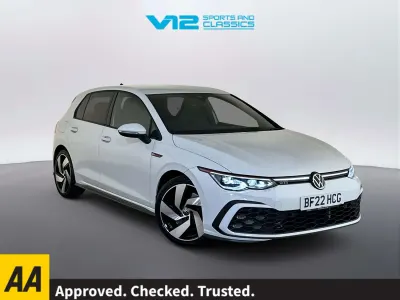 Begagnad VW Golf VIII GTI 245 HK (180 kW) 2022 Vit Halvkombi