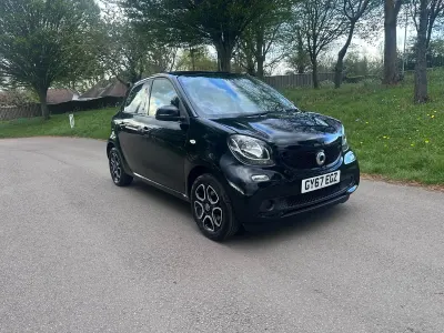Used Smart ForFour Premium 71 HP (52 kW) 2017 Black Hatchback