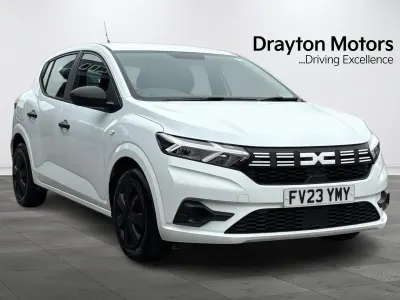 Used Dacia Sandero Essentiel 91 HP (66 kW) 2023 White Hatchback