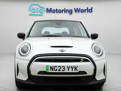 Used Mini Cooper S Hatch 135 kW (184 HP) 2023 White Hatchback