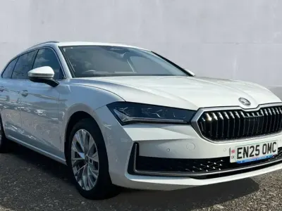 Used Skoda Superb SE L 150 HP (110 kW) 2025 Pure white