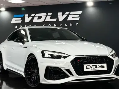 Begagnad Audi RS5 Comfort 450 HK (330 kW) 2021 Vit Sportkupé