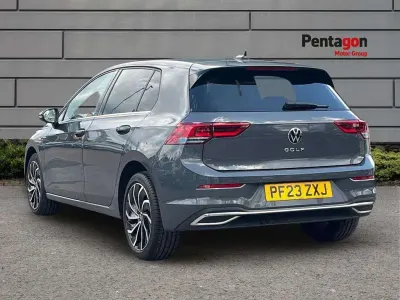 Used VW Golf VIII Edition 128 HP (94 kW) 2023 Grey Hatchback