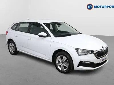 Usado Skoda Scala SE 110 CV (80 kW) 2023 Blanco Utilitario
