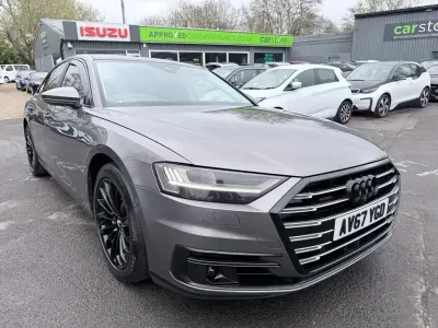 Begagnad Audi A8 Advanced 262 HK (192 kW) 2017 Grå Sedan