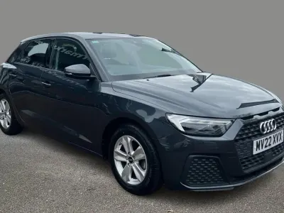 Używany Audi A1 110 KM (80 kW) 2022 Szary SUV