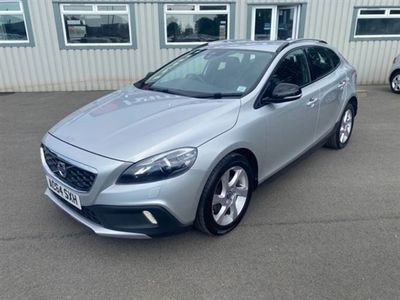 used Volvo V40 CC 1.6 D2 LUX 5d 113 BHP