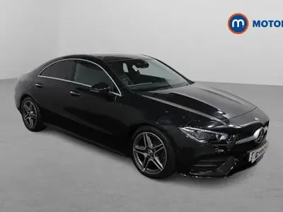 Begagnad Mercedes CLA180 AMG Line Premium Plus 136 HK (100 kW) 2022 Sedan
