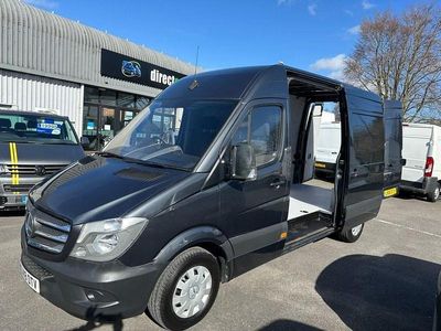 Usado Mercedes Sprinter 140 HP (102 kW) 2018 Cinzento Van