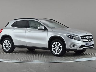 Mercedes GLA200