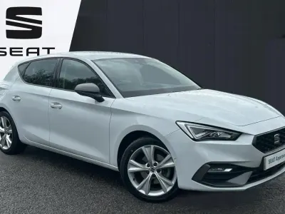 Begagnad Seat Leon FR 110 HK (80 kW) 2011 Halvkombi