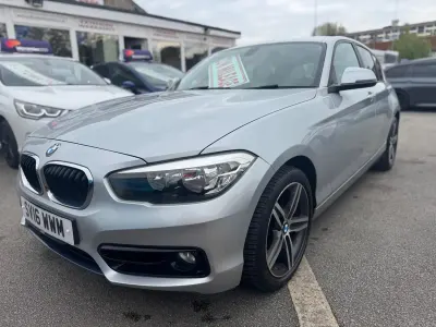 Usado BMW 116 Sport Line 2016 Plateado Utilitario