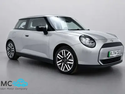 Used Mini Cooper Classic 135 kW (184 HP) 2024 Silver Hatchback