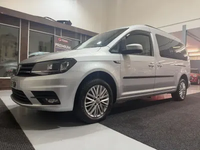 Usado VW Caddy Maxi Life 2016 Prateado Monovolume