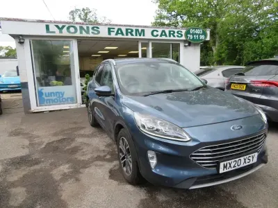 Usado Ford Kuga Titanium 120 CV (88 kW) 2020 Azul SUV