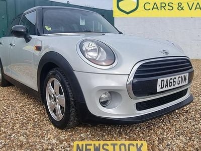 Used Mini Cooper Hatch 136 HP (100 kW) 2017 Hatchback