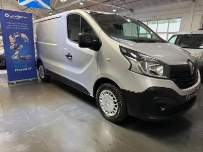 Used Renault Trafic Business 2018 Silver MPV