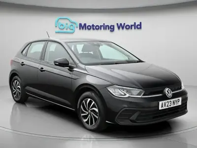 Begagnad VW Polo S 95 HK (69 kW) 2023 Svart Halvkombi