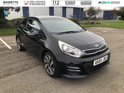 Black Used 2015 Kia Rio Hatchback | £6,495 (A bit pricey)