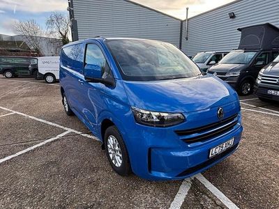 Ny VW Transporter Pro 2025 Blå Van